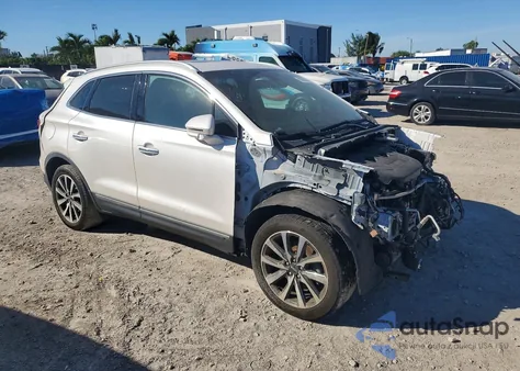 2019 Lincoln Mkc Reserve z USA, uszkodzony, nr VIN 5LMCJ3C97KUL27666